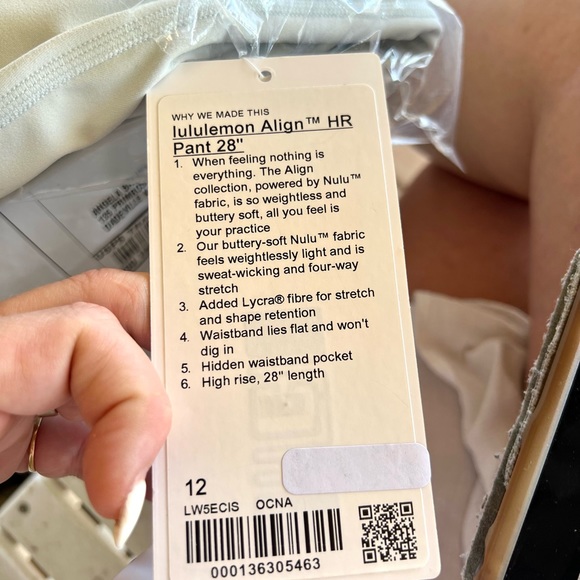 NWT Lululemon Align High-Rise Pant 28" - Picture 3 of 5
